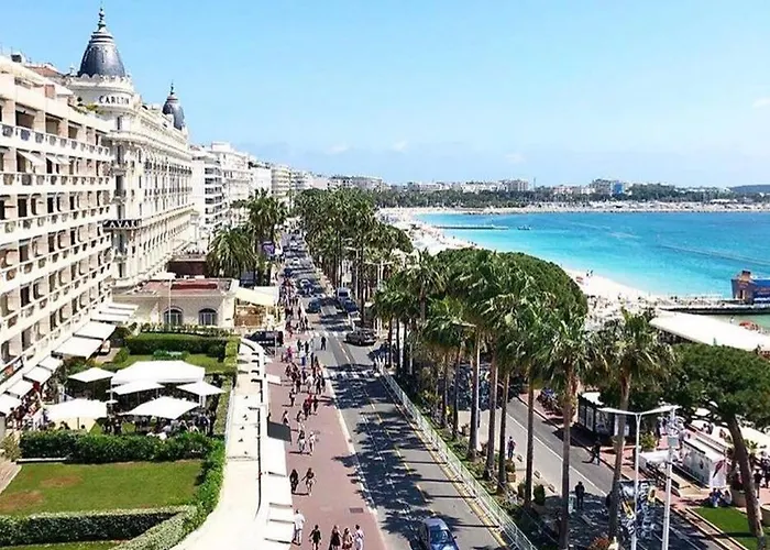 Daire Grand Avec Terrasse