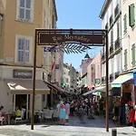 Grand Avec Terrasse شقة
