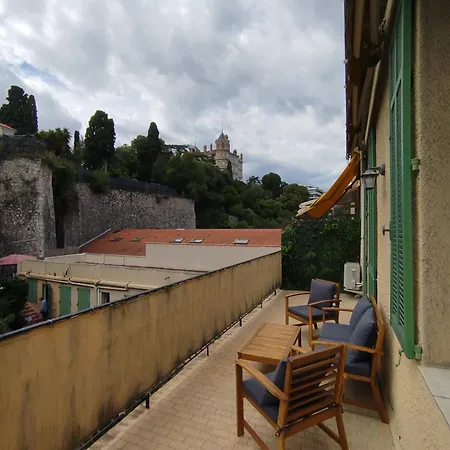 Grand Avec Terrasse Apartment